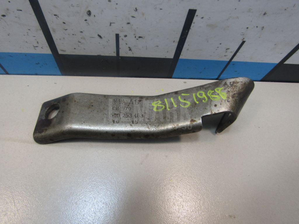 Кронштейн глушителя 5QD253463 VAG