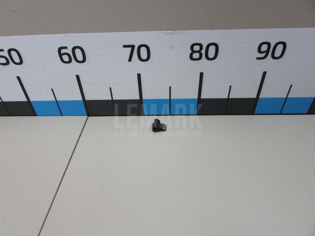 Крепеж 1085061 Ford