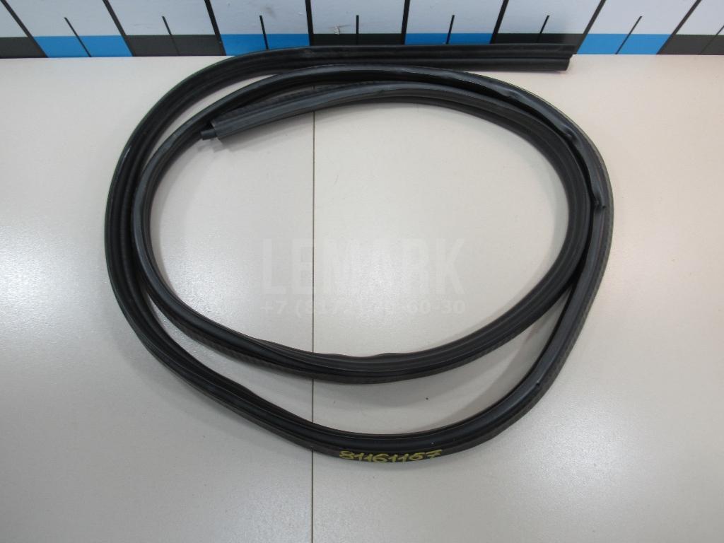 Уплотнитель багажника 1370233 Ford