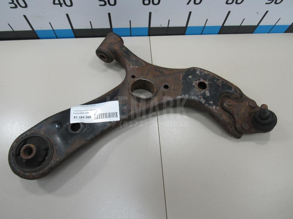 Рычаг передний правый 4806812300 Toyota