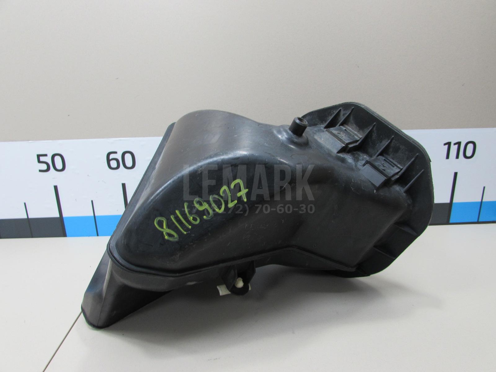 Воздухозаборник (внутри) 7L0819049 VAG