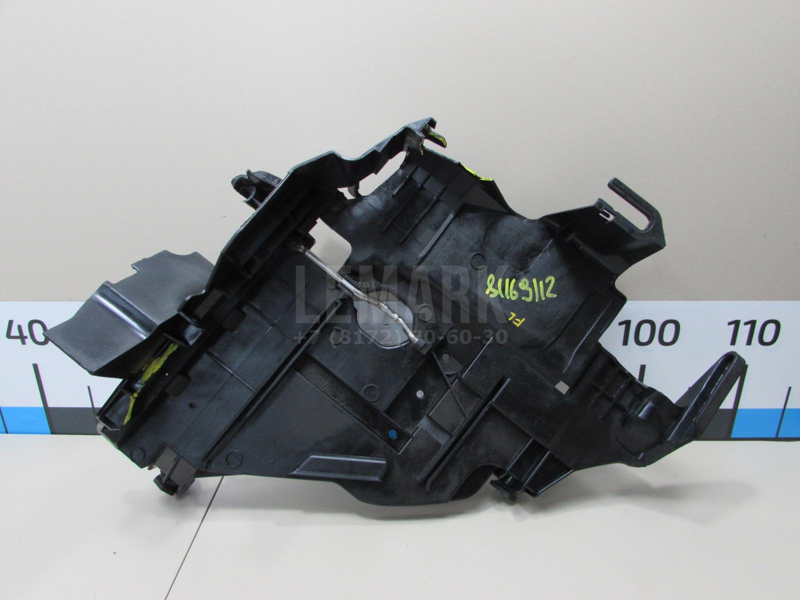 Кронштейн фар левый 7L6941613C VAG