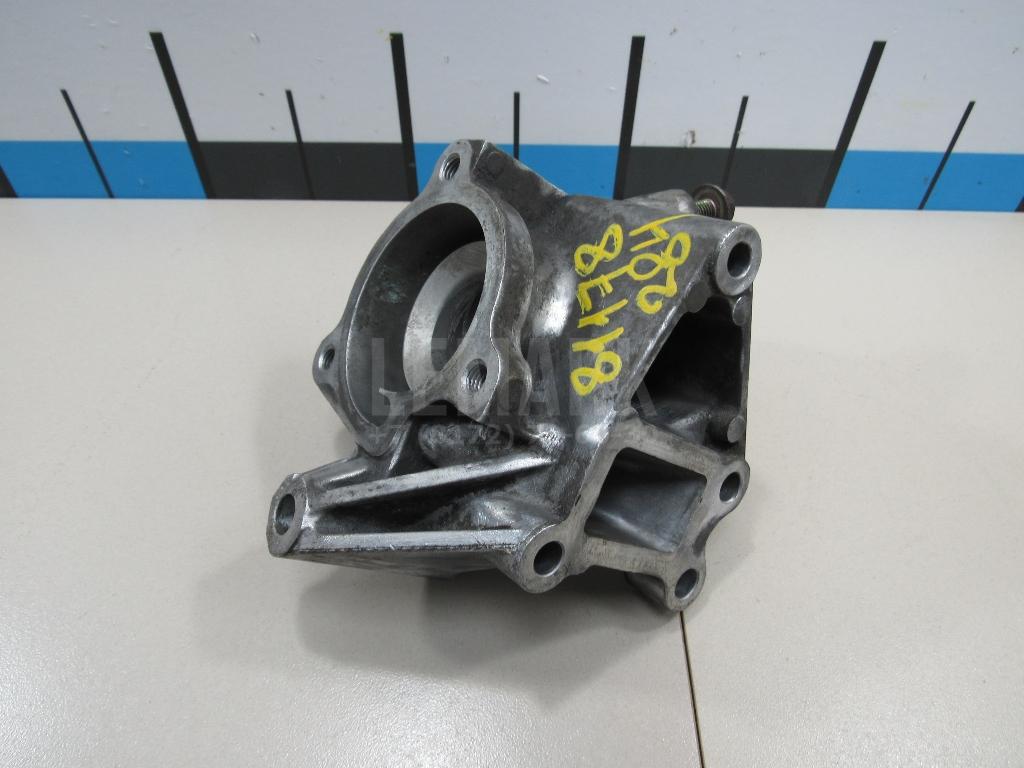 Корпус насоса водяного (помпы) 210136N200 Nissan