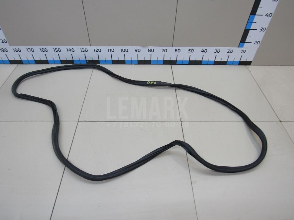 Уплотнитель багажника 5NA827705A9B9 VAG