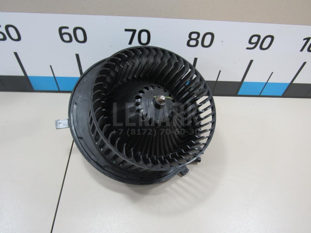 Моторчик отопителя 5WB819021 VAG
