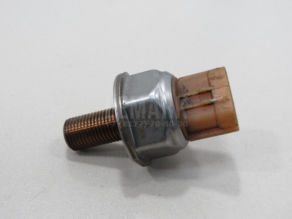 Датчик давления топлива 166381LA0A Nissan