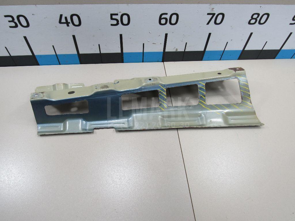 Кронштейн крепления крыла 1Z0821162A VAG