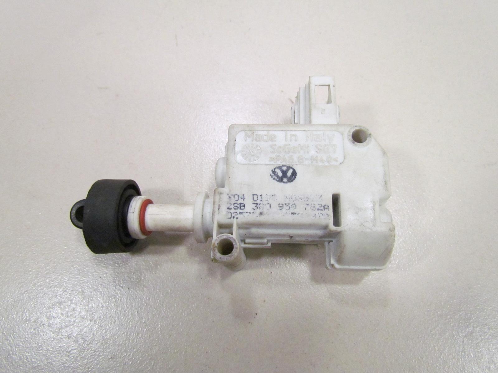 Замок бардачка для  Audi 80/90 [B4] 1991-1995