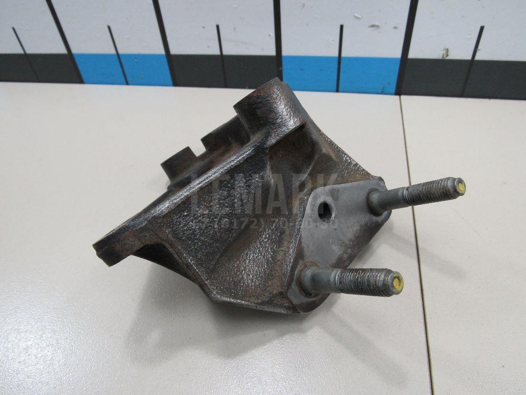 Кронштейн двигателя правый 216702B100 Hyundai-Kia