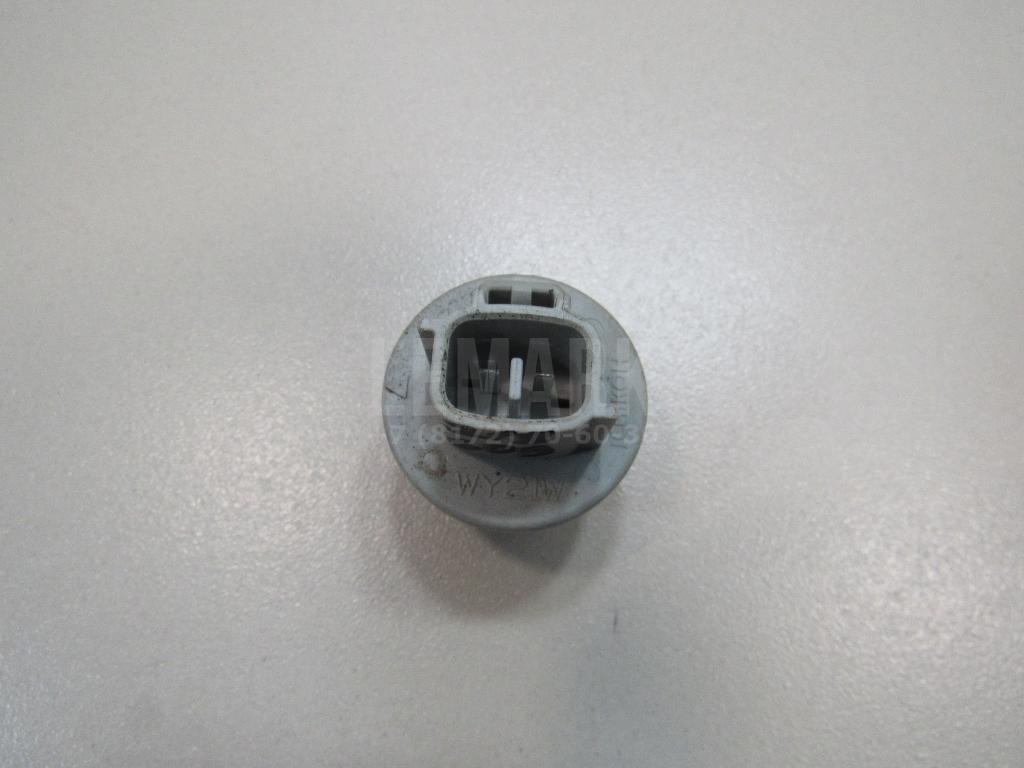 Патрон лампы 8151542050 Toyota