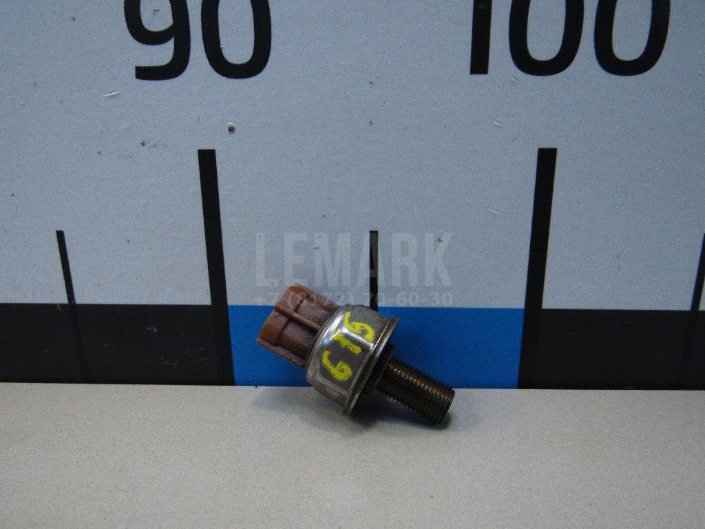 Датчик давления топлива 166381LA0A Nissan