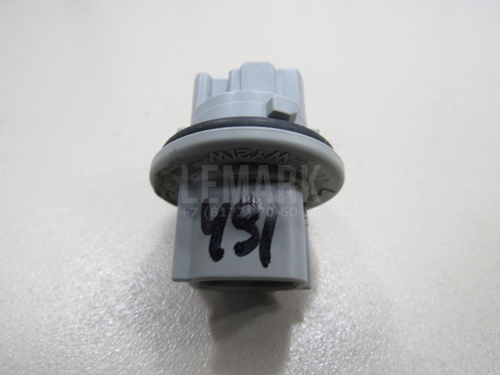 Патрон лампы 9007560028 Toyota