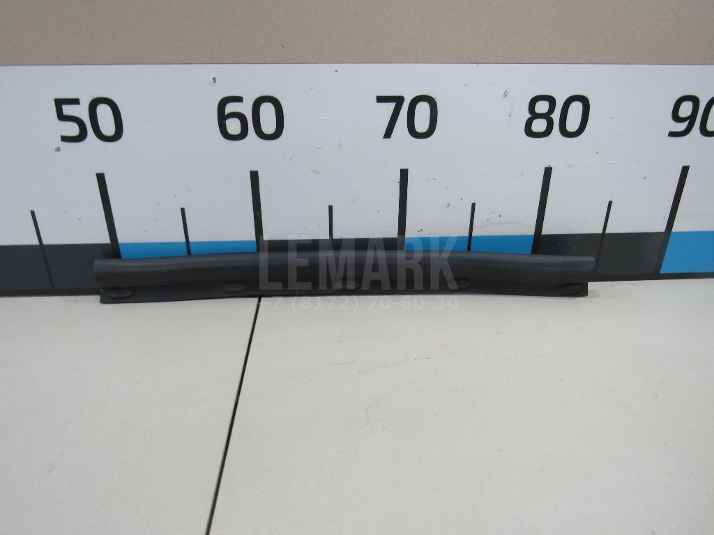 Уплотнитель капота 5G0823709A VAG