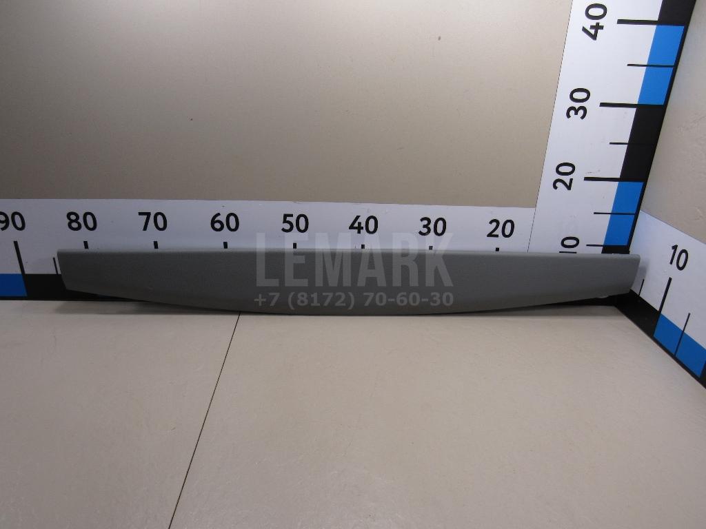 Обшивка двери багажника 817601U000H9 Hyundai-Kia