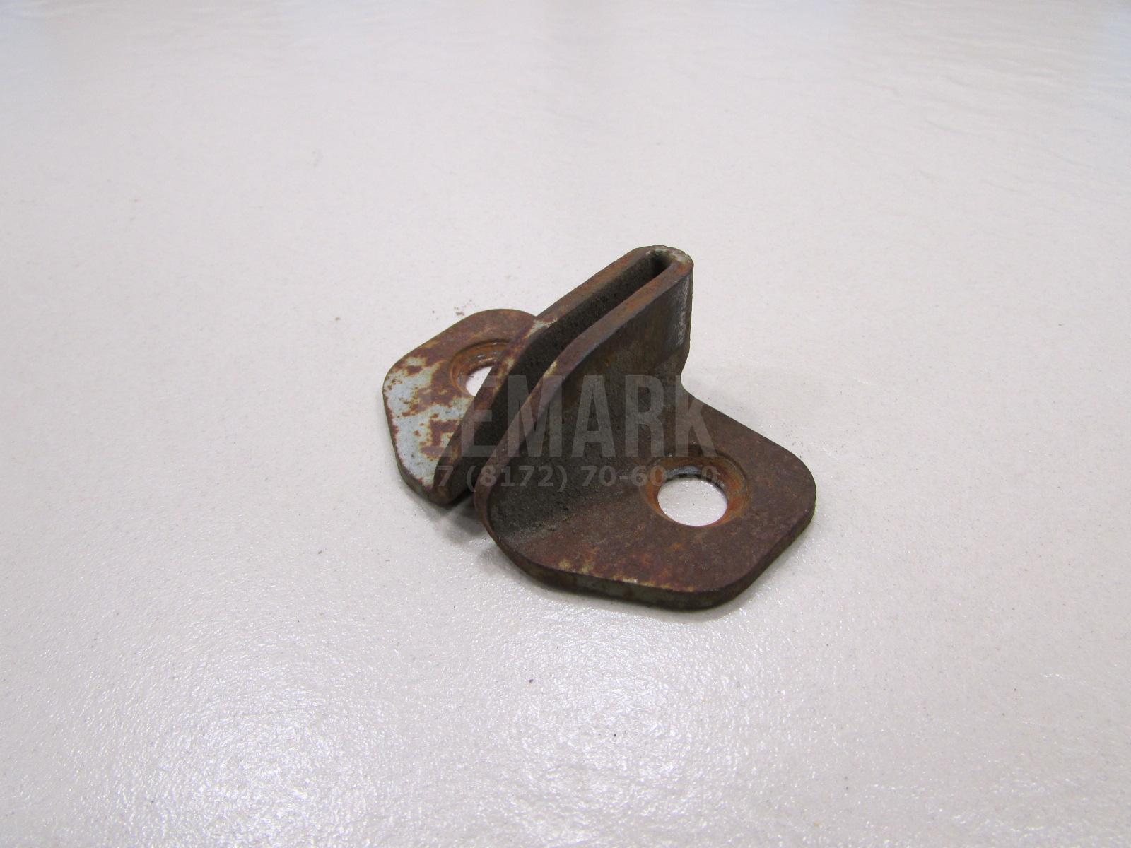 Ответная часть замка багажника 6946160010 Toyota