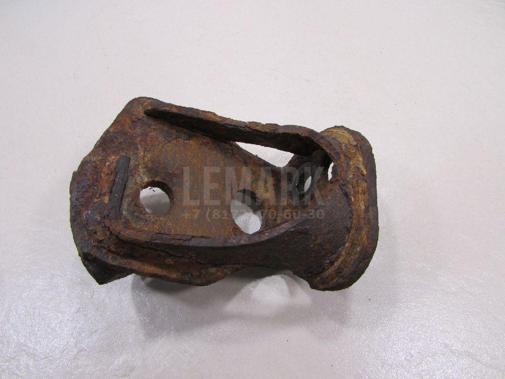 Кронштейн амортизатора левый 4850642010 Toyota