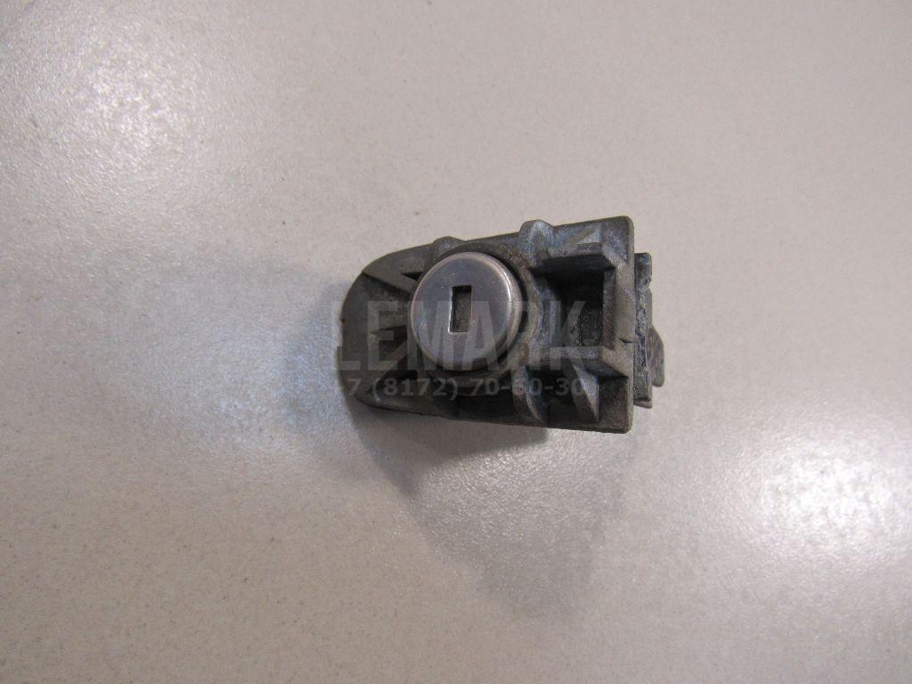 Вставка замка двери 1552849 Ford