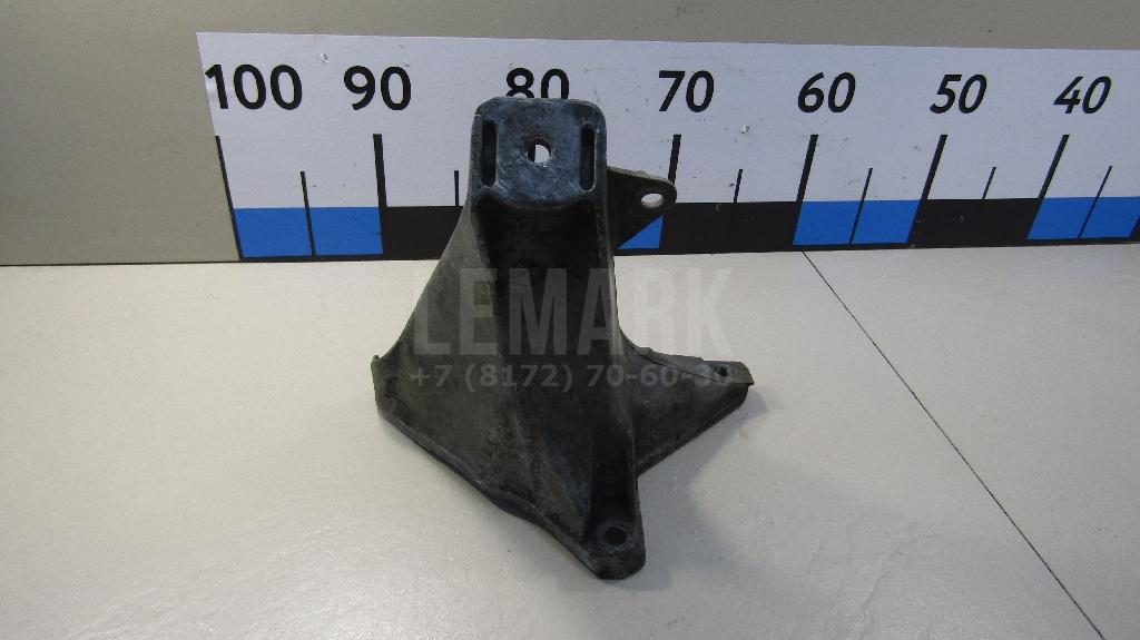 Кронштейн двигателя правый 8D0199308M VAG
