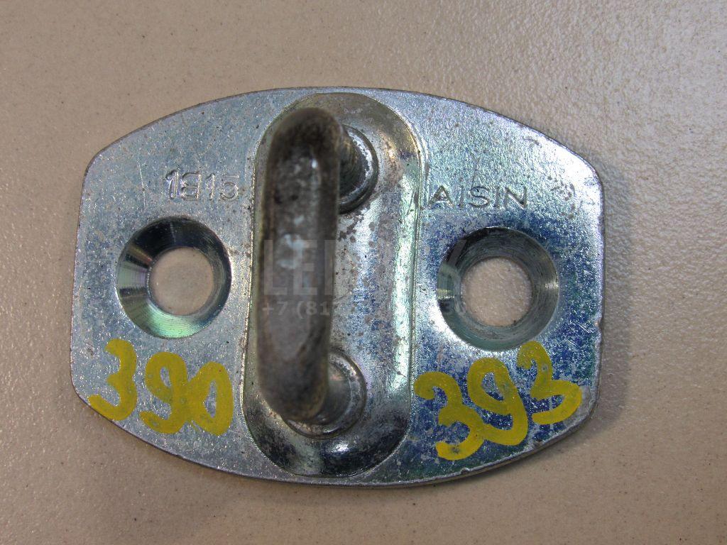Ответная часть замка двери 69410AA030 Toyota
