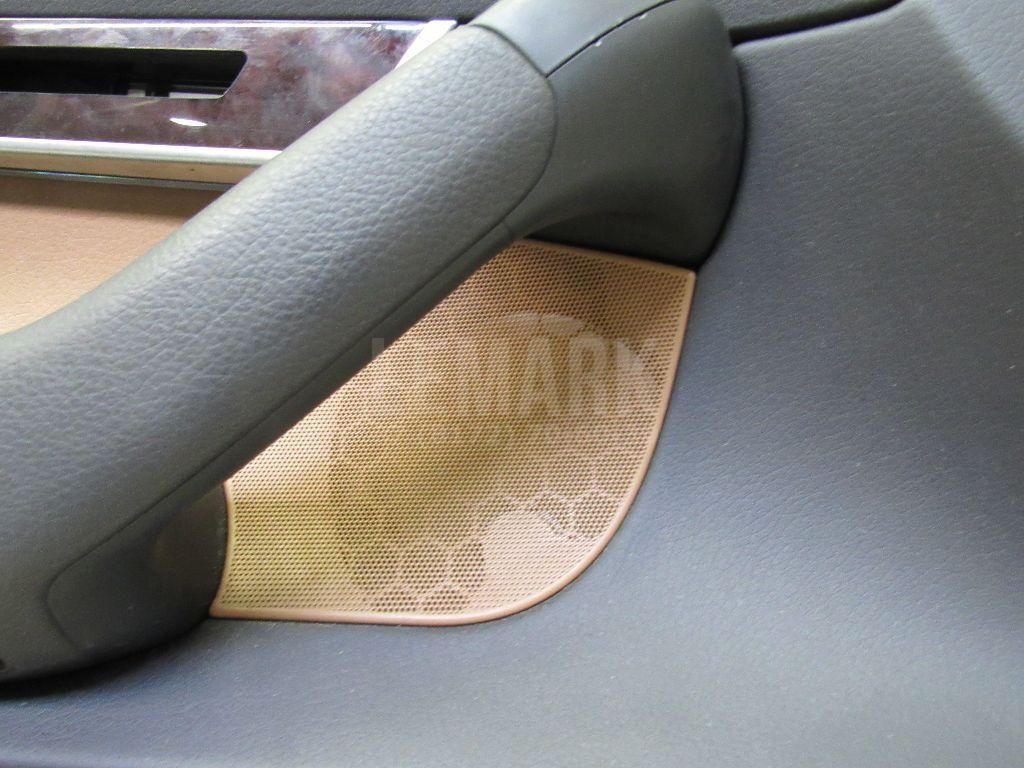 Обшивка двери передней левой для  BMW X1 F48 2014-2022
