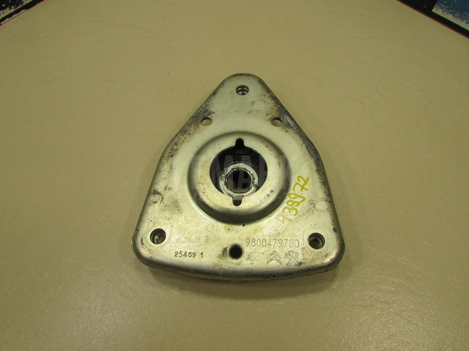 Опора переднего амортизатора 9800479780 Citroen-Peugeot