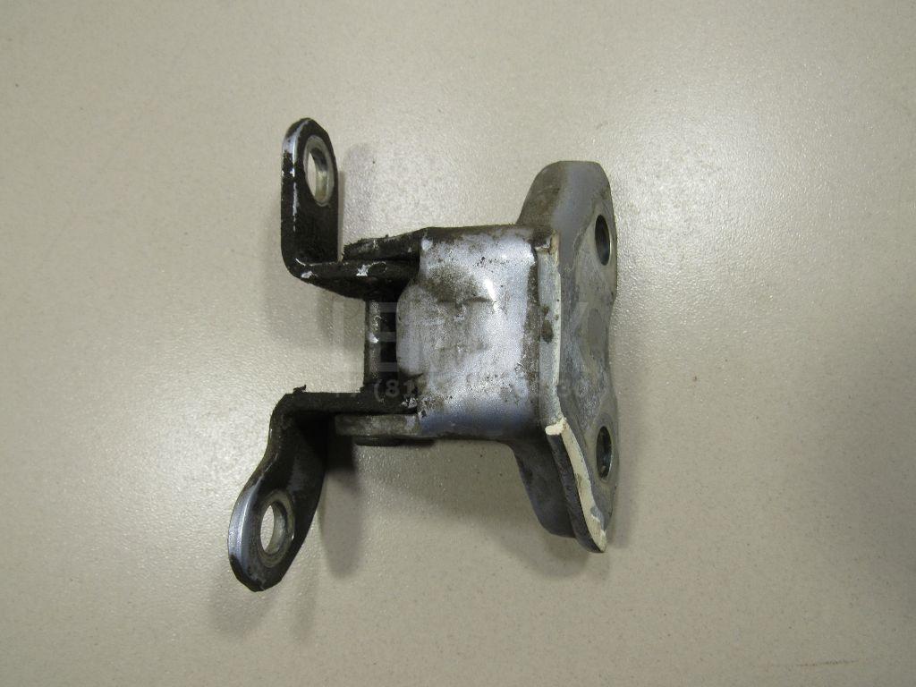 Петля двери задней правой верхняя 6875020121 Toyota