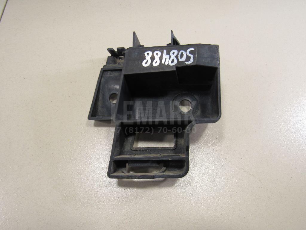 Направляющая заднего бампера правая 5K6807394A VAG