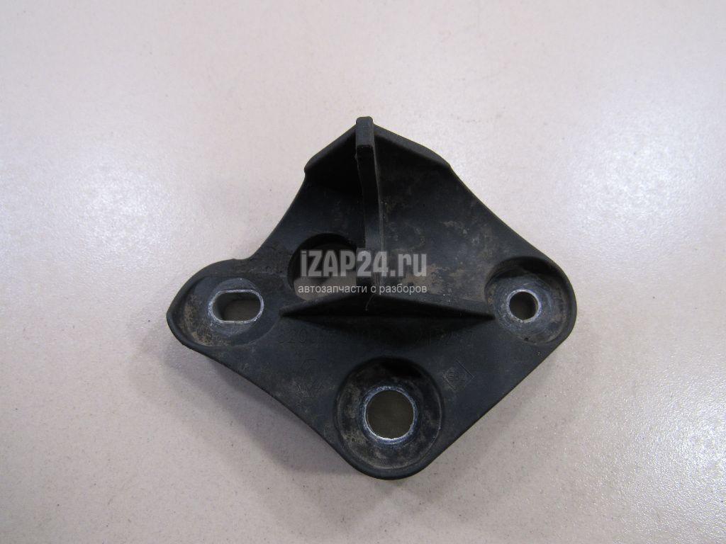 8200960208 Кронштейн крепления троса КПП Renault Duster 2012