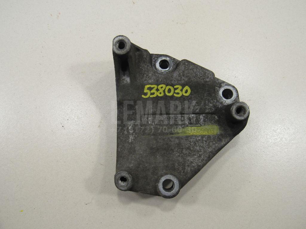 Кронштейн кондиционера 90529603 GM