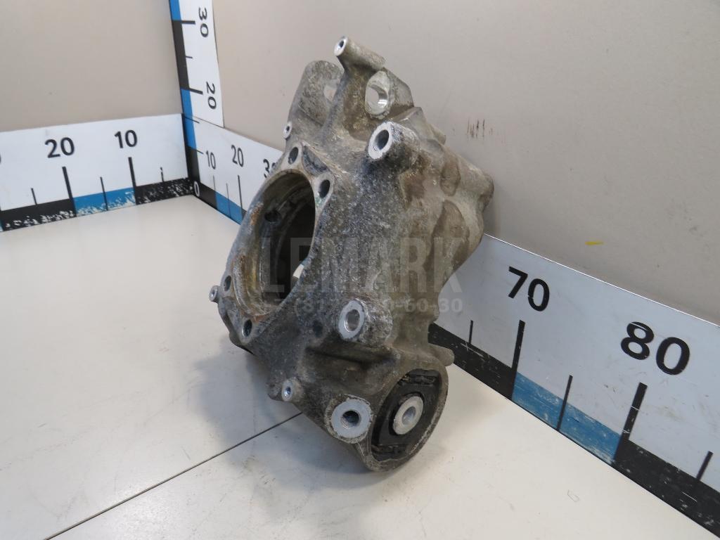 Кулак поворотный задний правый для  Audi 80/90 [B4] 1991-1995