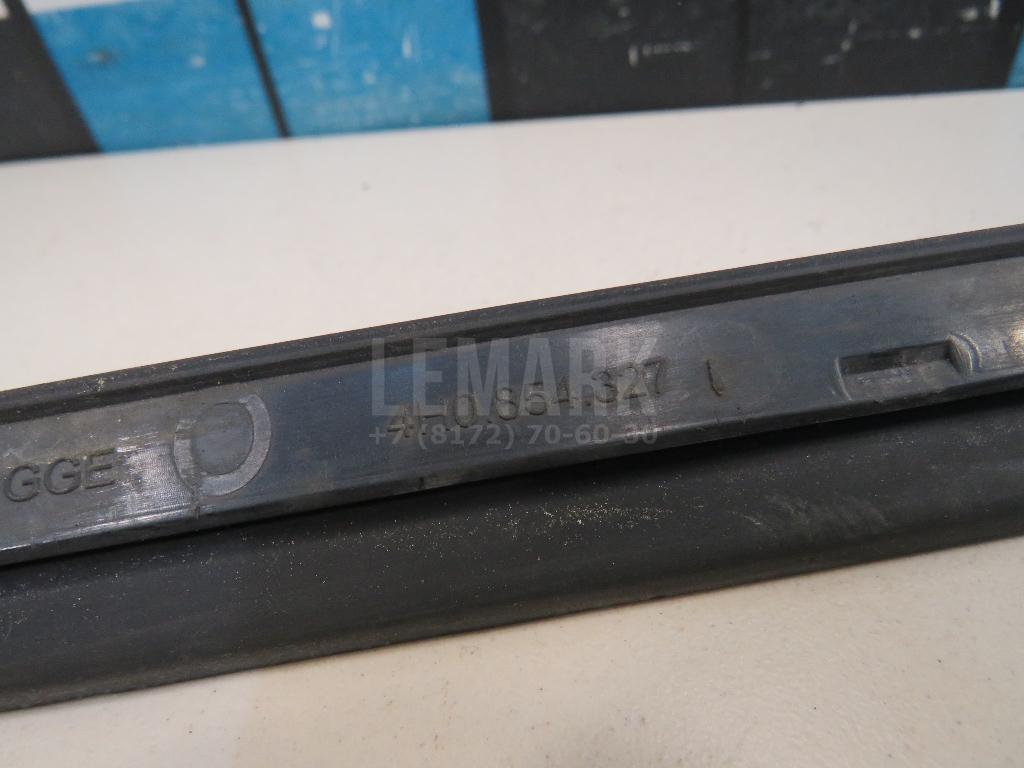 Молдинг лобового стекла для  BMW 7-serie E32 1986-1994