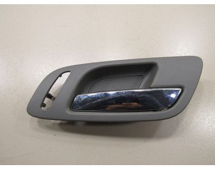 Ручка двери передней внутренняя правая для Chevrolet Tahoe III 2006-2014 с разбора состояние хорошее