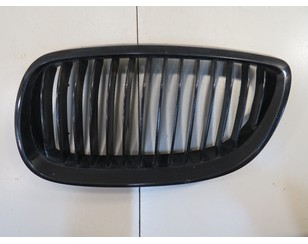 Решетка радиатора левая для BMW 3-serie E92/E93 2006-2012 б/у состояние отличное