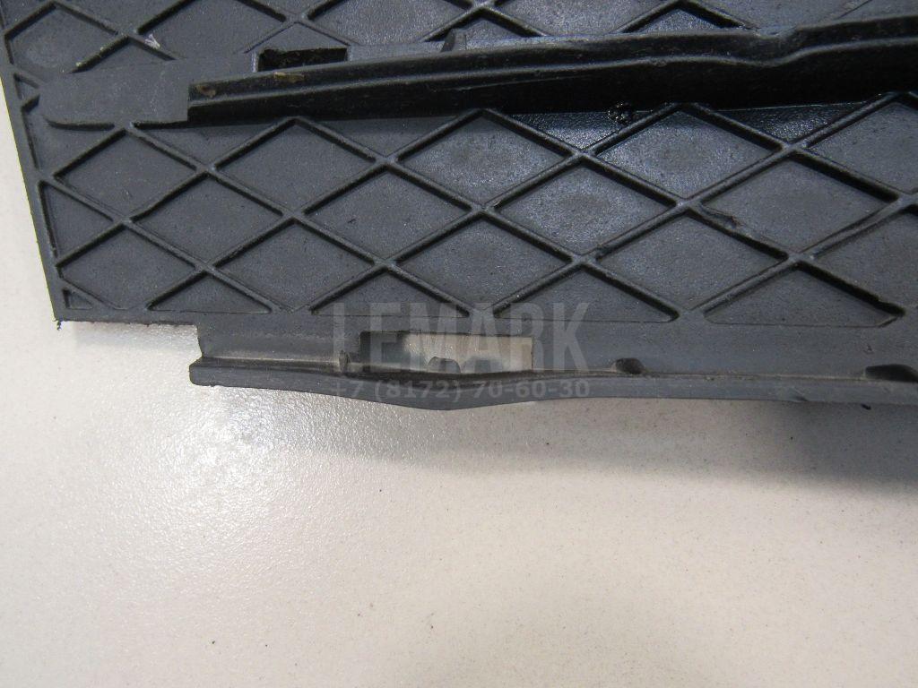 Решетка в бампер правая для  Audi A8 [4E] 2002-2010