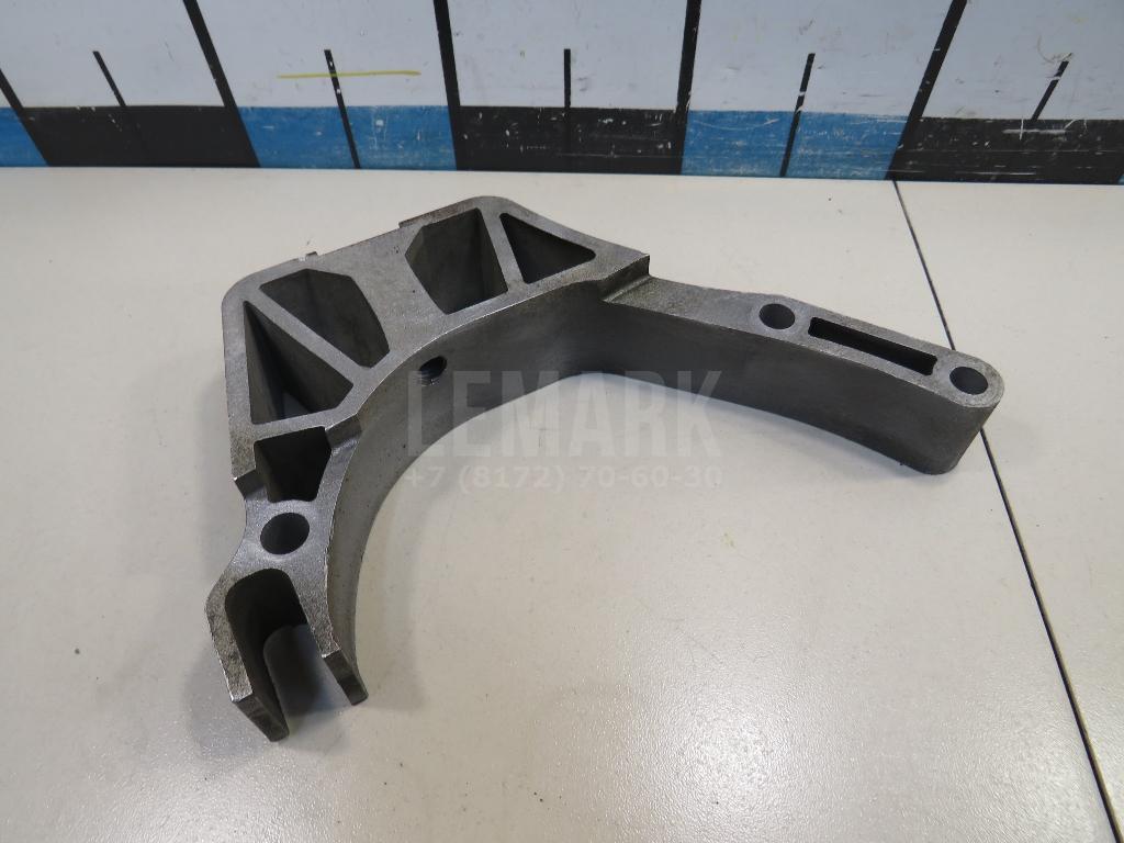 Кронштейн опоры двигателя для  Ford Focus II 2008-2011