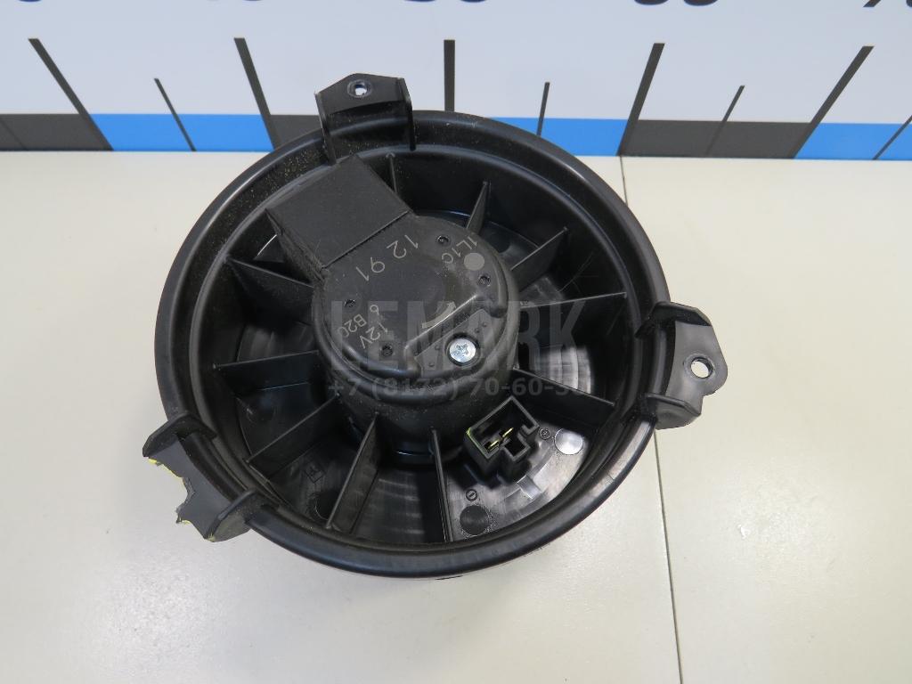 Моторчик отопителя 8710328111 Toyota