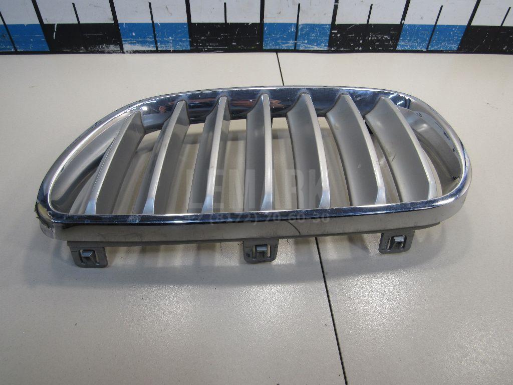 Решетка радиатора левая для  BMW 7-serie F01/F02 2008-2015