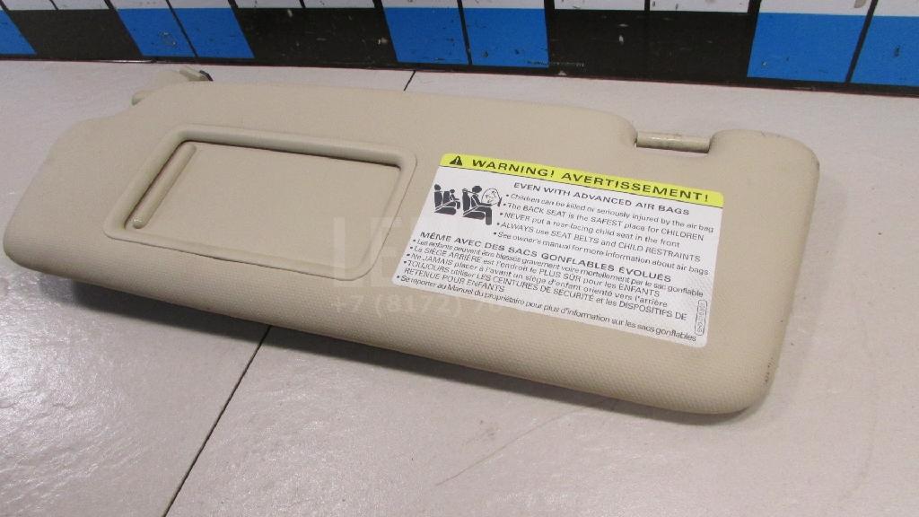 Козырек солнцезащитный (внутри)