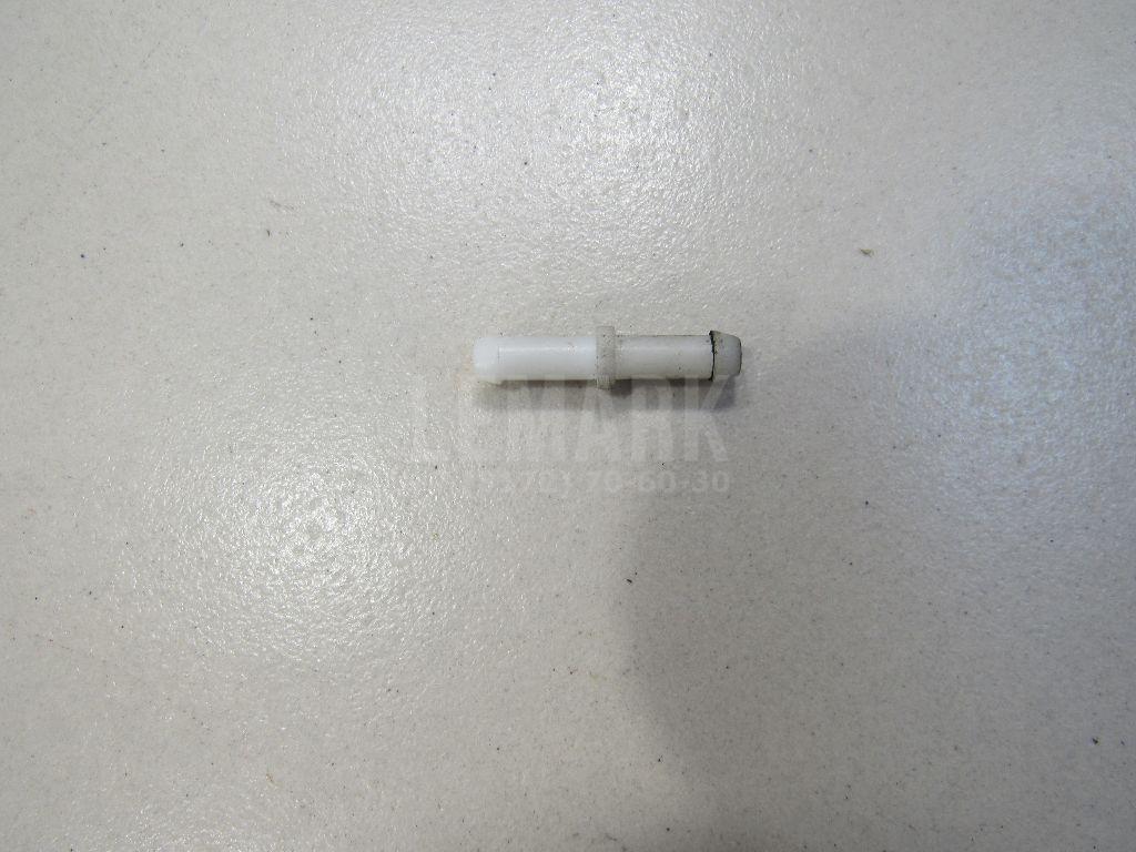 Переходник шланга омывателя 289370F001 Nissan