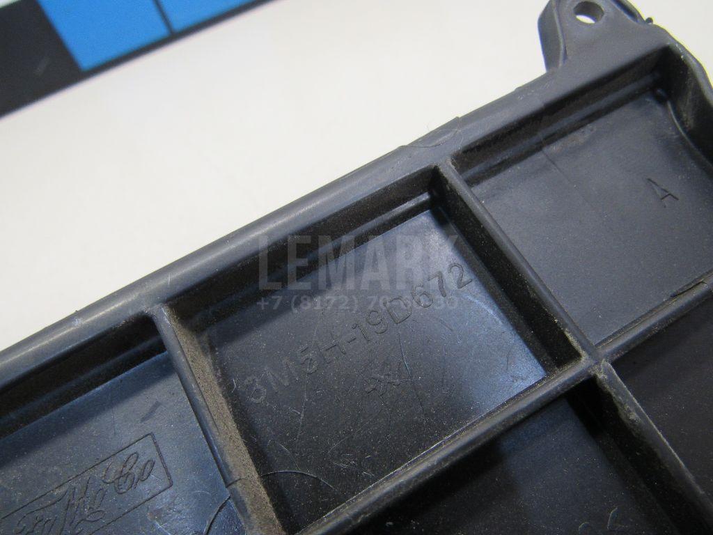 Крышка салонного фильтра для  Ford Escape EUR 2007-2009