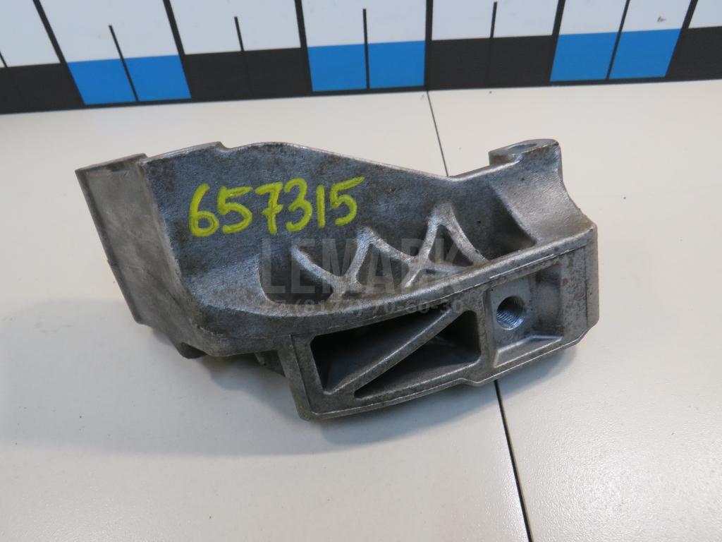 Кронштейн опоры двигателя 11232JD00A Nissan