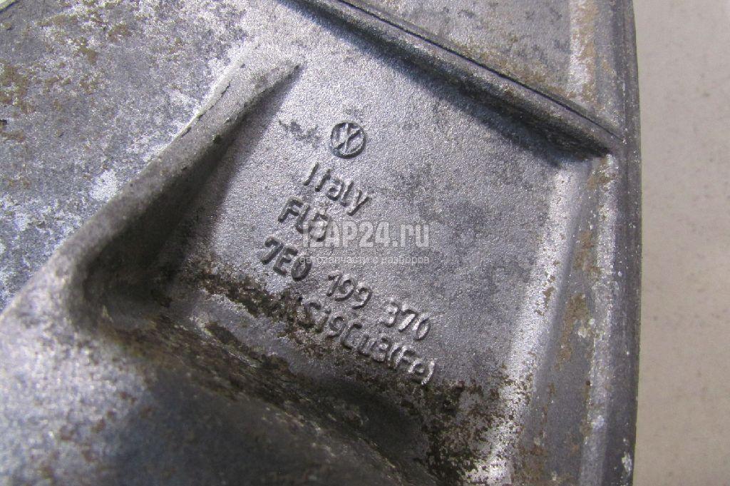 7E0199370 Кронштейн двигателя задний VAG Transporter T6 2015
