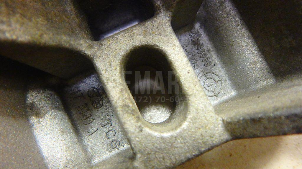 Опора КПП левая для  BMW 1-serie E82/E88 2007-2013