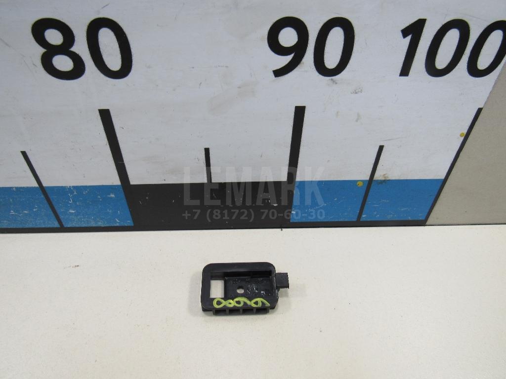 Кронштейн внутренней ручки 5J0868775 VAG
