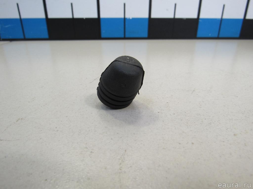 Отбойник капота