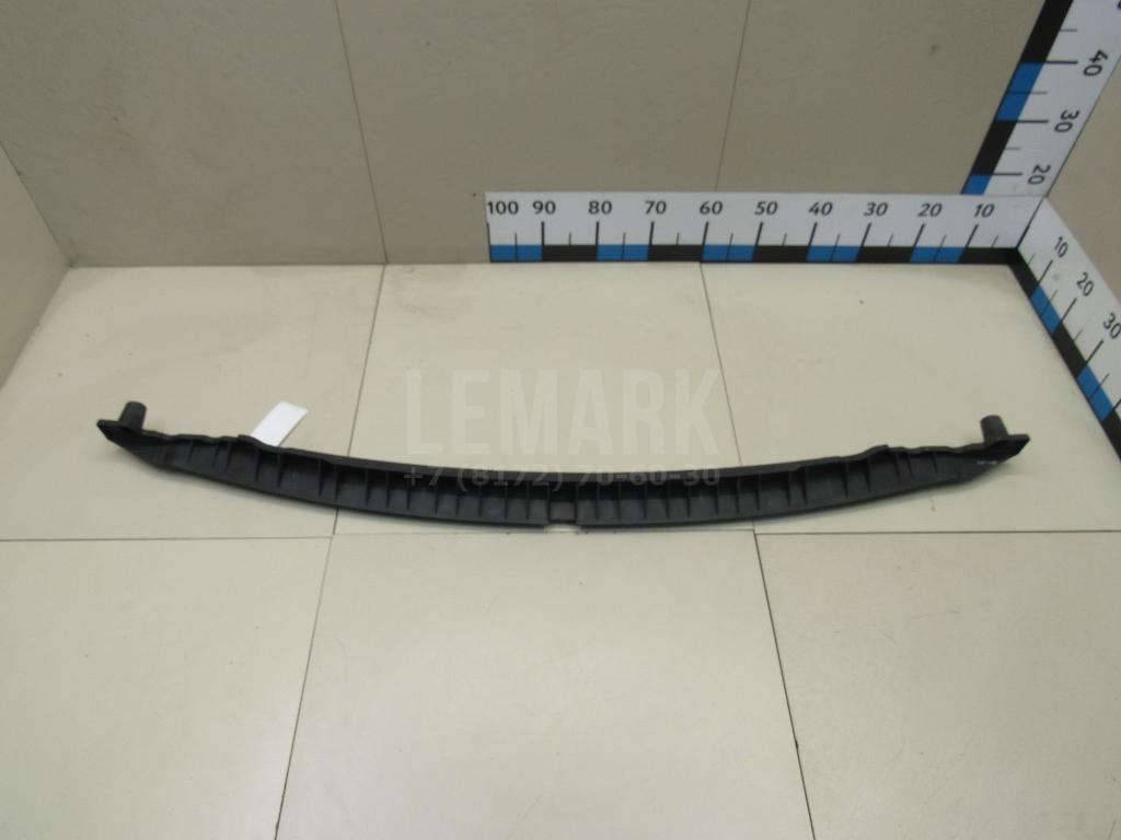 Направляющая заднего бампера 7L6807863 VAG