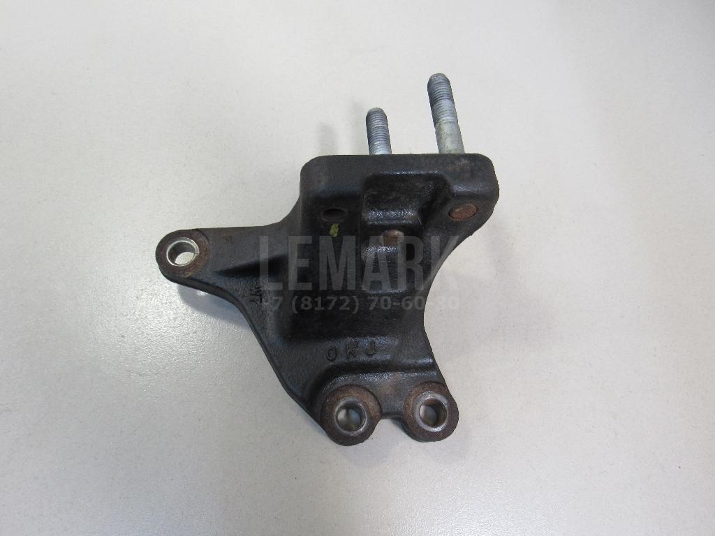 Кронштейн двигателя правый 216702B000 Hyundai-Kia