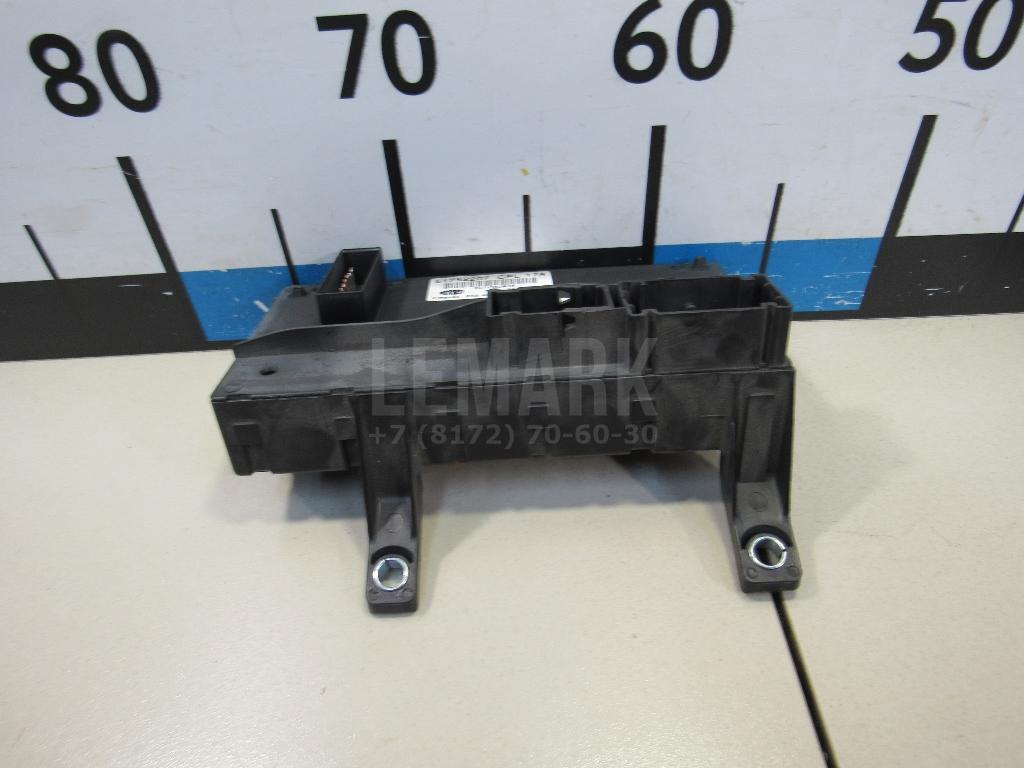 Блок предохранителей для  Ford Focus II 2005-2008