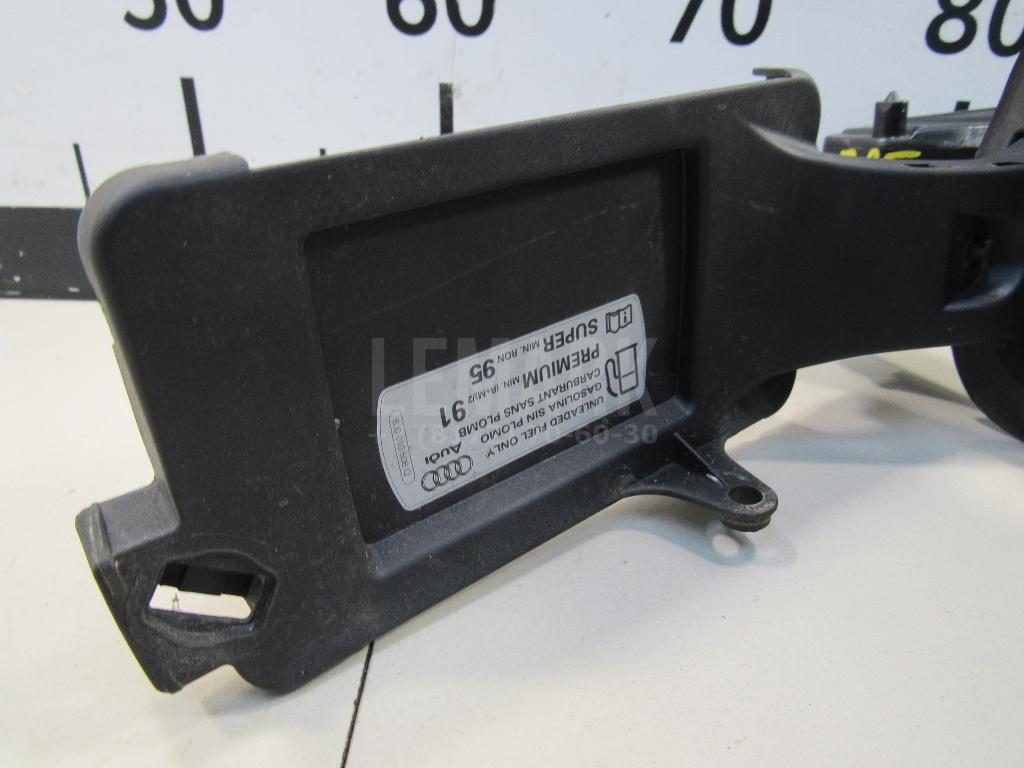 Ниша лючка бензобака для  Citroen C4 Grand Picasso 2006-2014