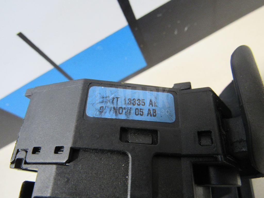 Переключатель поворотов подрулевой для  Ford Escape EUR 2007-2009